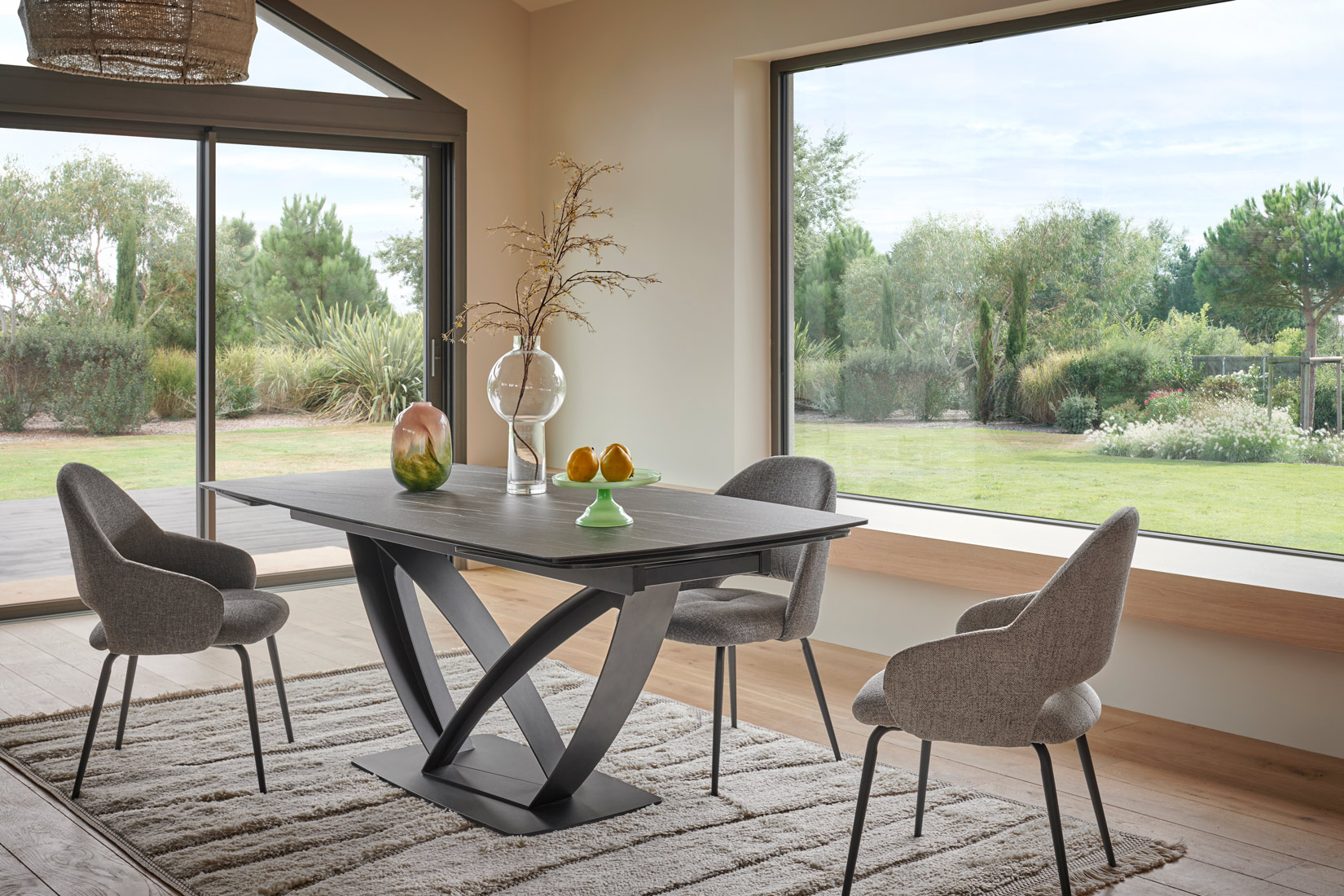 table Maely – Image 2