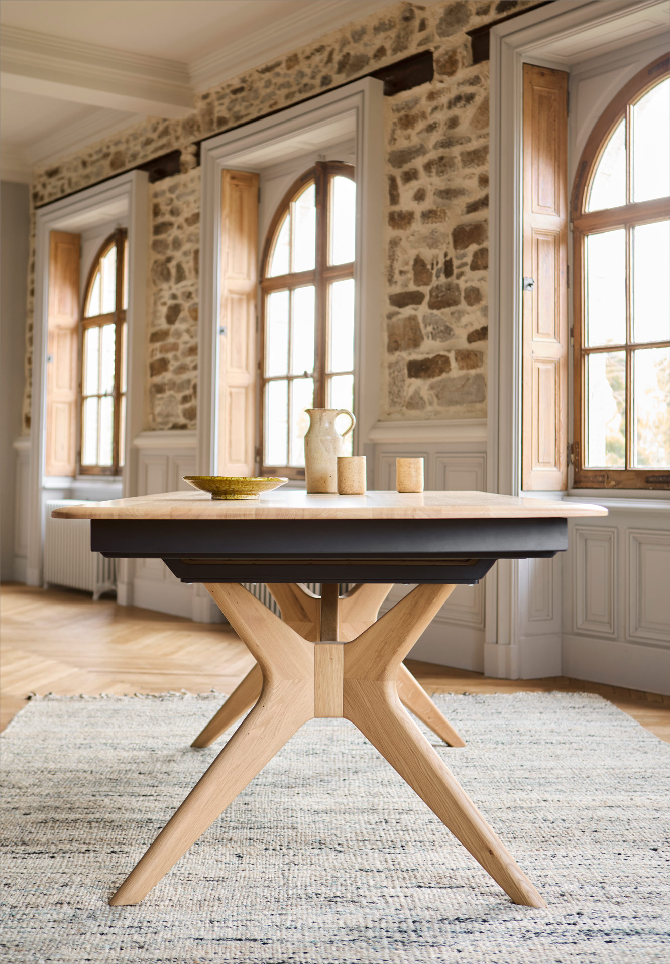 table ELEGIA